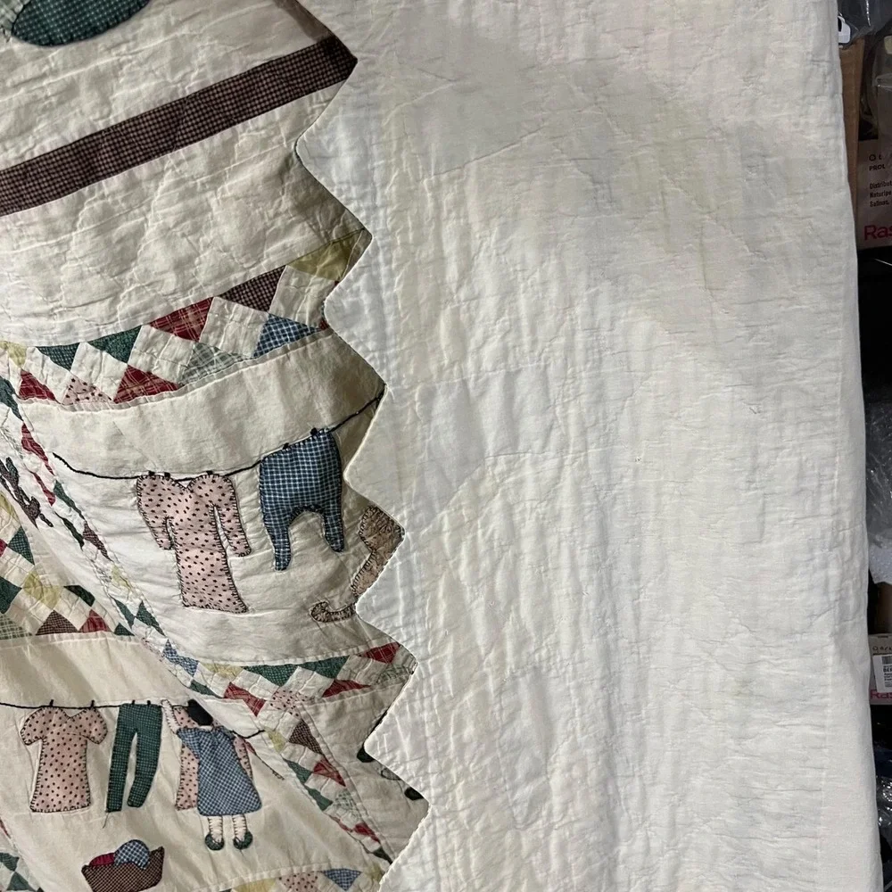 Vintage Folk Art Appliqué‎ Quilt Full Size with Matching Shams Story Quilt Set